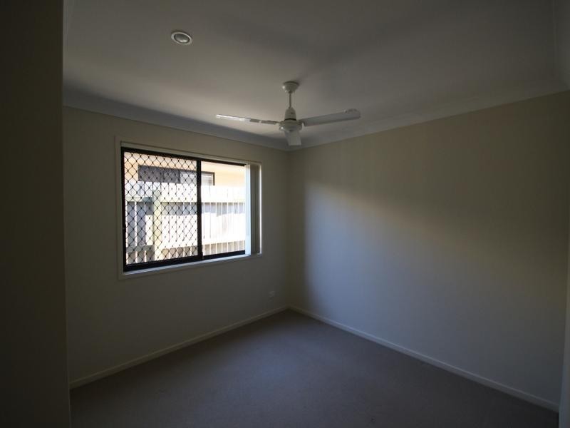 5 Tropical Dr, Forest Lake QLD 4078