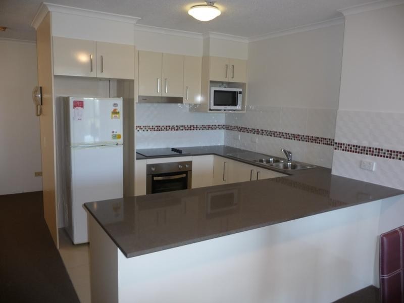 114 Marine Pde, Southport QLD 4215