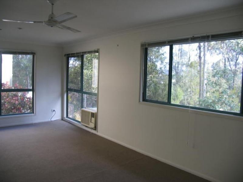 6 Crestridge Cres, Oxenford QLD 4210