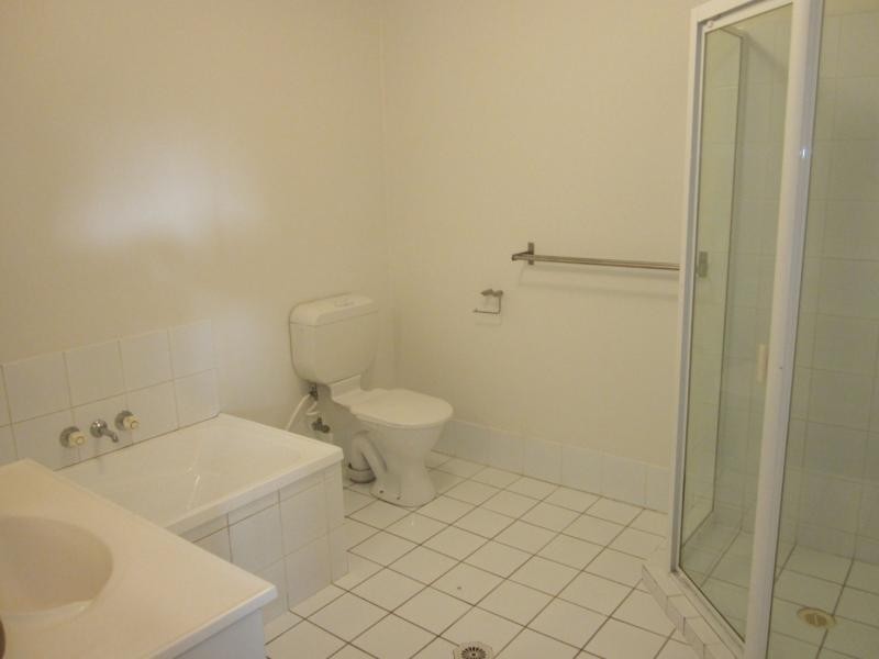 6 Crestridge Cres, Oxenford QLD 4210