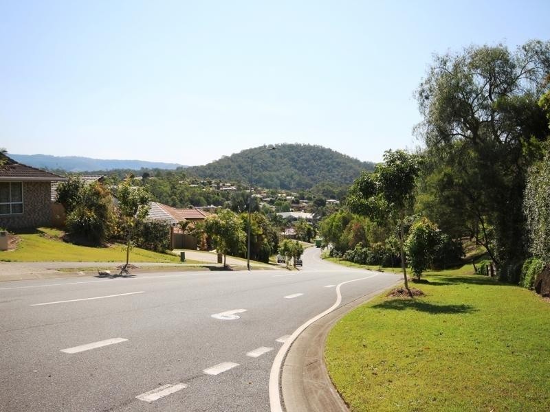 6 Crestridge Cres, Oxenford QLD 4210