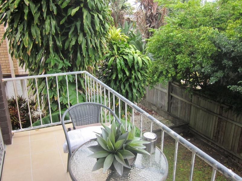 1/45 Sunset Blvd, Surfers Paradise QLD 4217