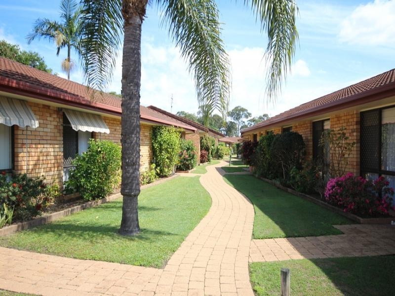 60/37 St Kevins Ave, Benowa QLD 4217