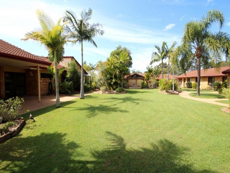60/37 St Kevins Ave, Benowa QLD 4217