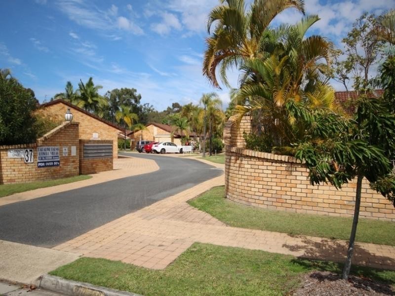 60/37 St Kevins Ave, Benowa QLD 4217