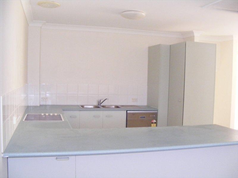 6 Crestridge Cres, Oxenford QLD 4210