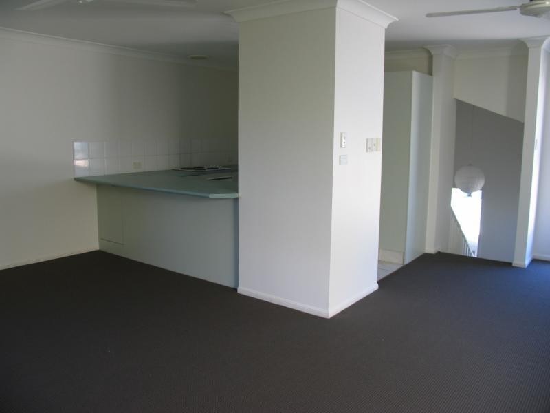 6 Crestridge Cres, Oxenford QLD 4210