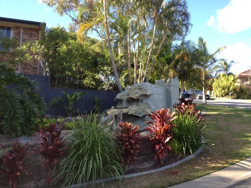 6 Crestridge Cres, Oxenford QLD 4210