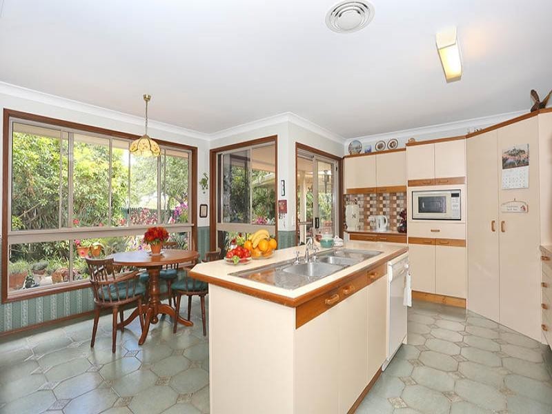 10 Bridle Lane, Molendinar QLD 4214