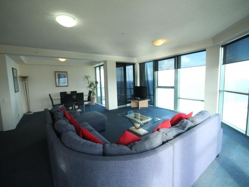 3405/3400 Gold Coast Hwy, Surfers Paradise QLD 4217