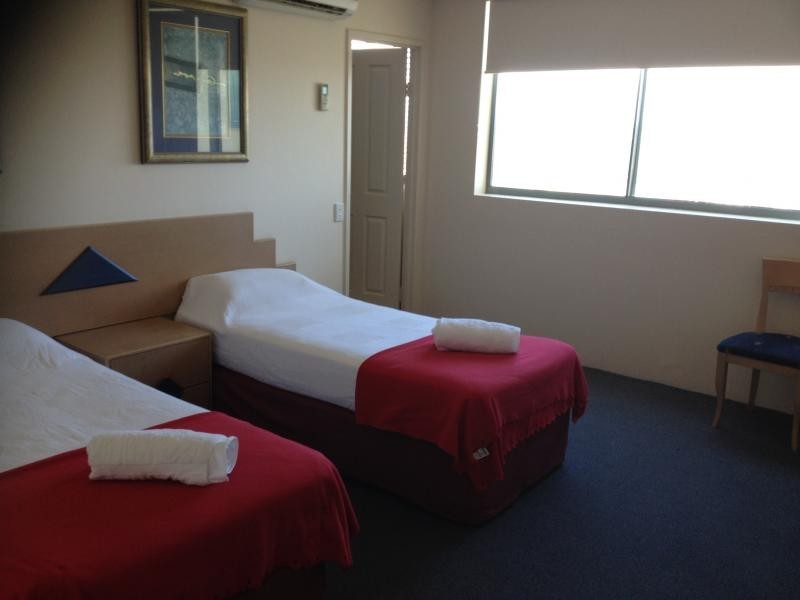 3405/3400 Gold Coast Hwy, Surfers Paradise QLD 4217