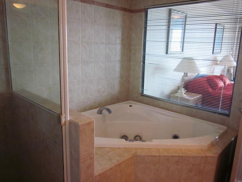 3405/3400 Gold Coast Hwy, Surfers Paradise QLD 4217