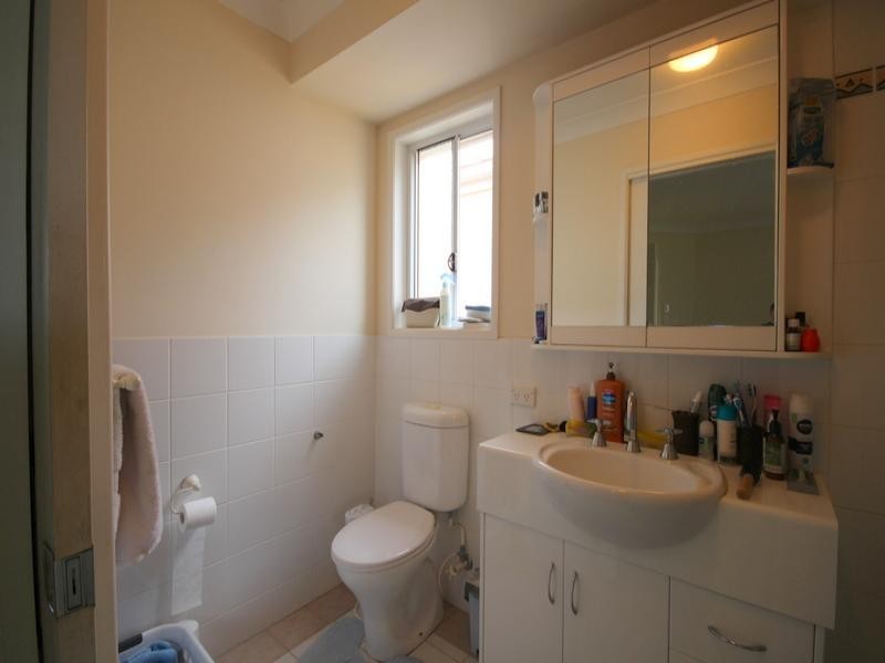 9 Dylan St, Arundel QLD 4214