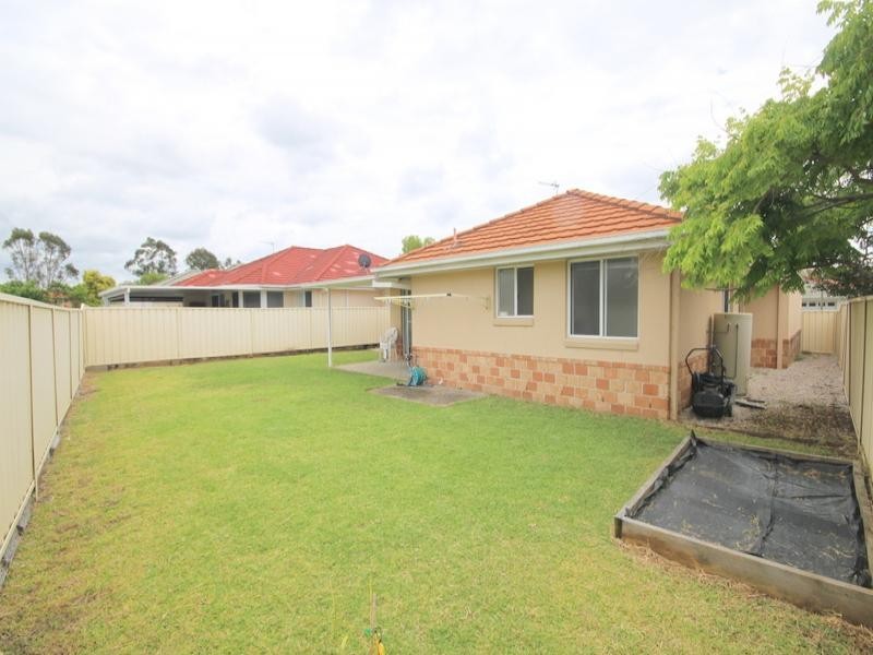 9 Dylan St, Arundel QLD 4214