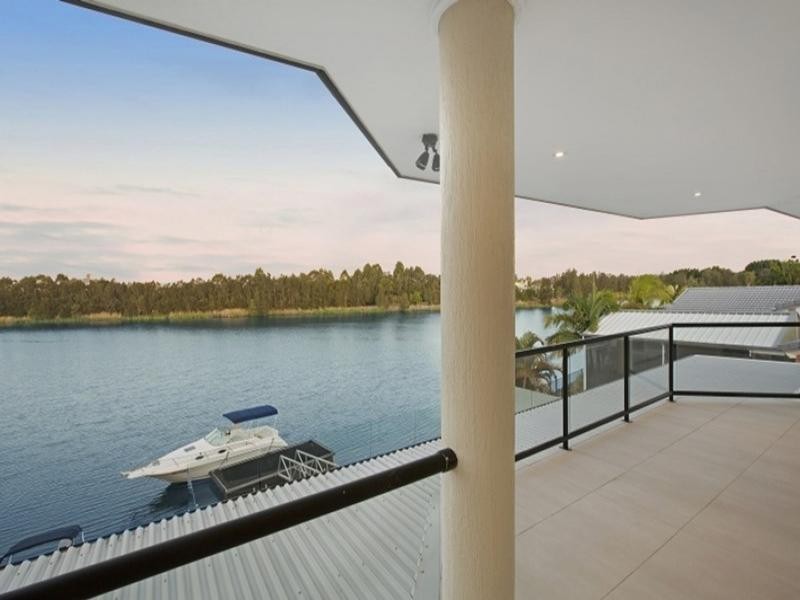 83 Port Jackson Blvd, Clear Island Waters QLD 4226