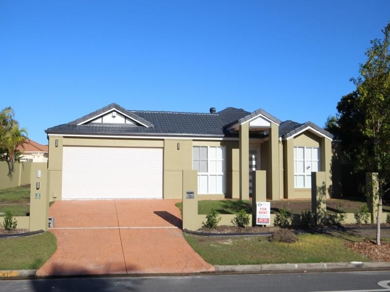 51 Edinburgh Rd, Benowa Waters QLD 4217