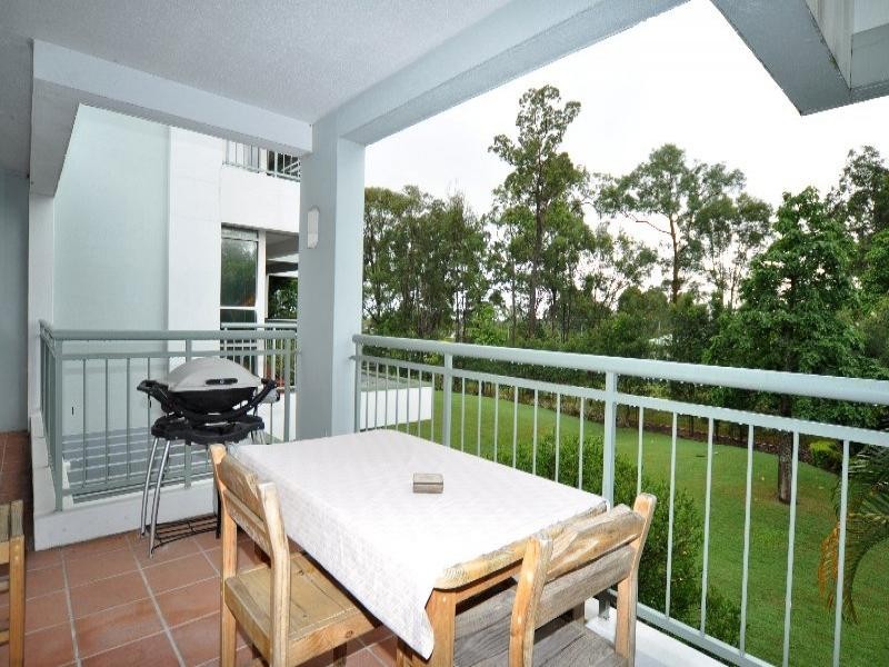 76-80 Chichester Dve, Arundel QLD 4214