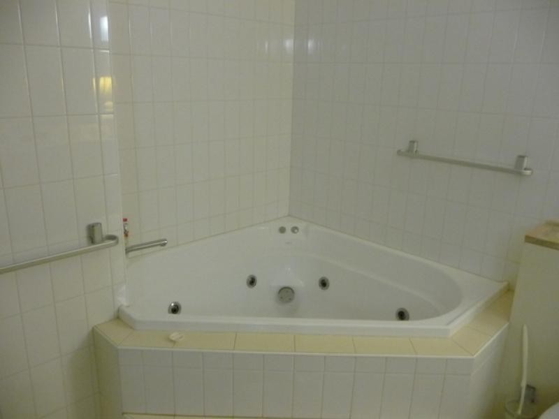 76-80 Chichester Dve, Arundel QLD 4214