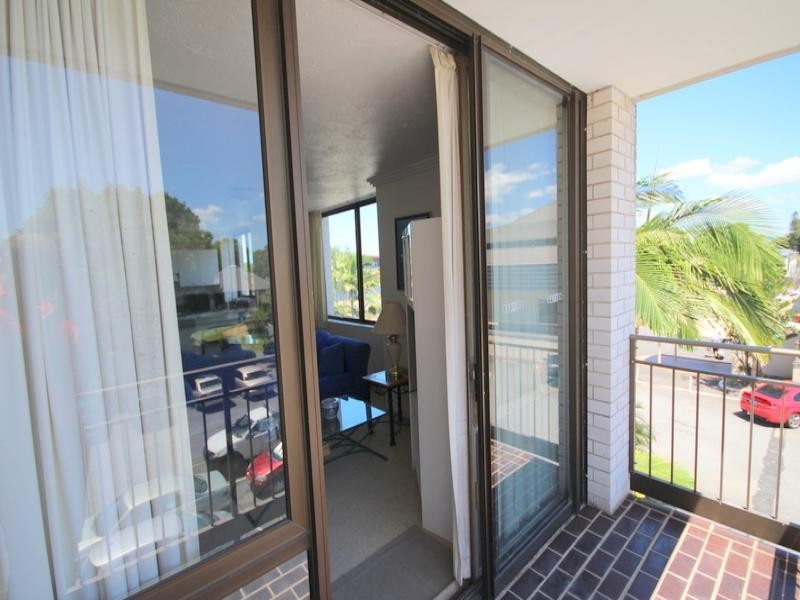 14/13 Fairways Drive, Clear Island Waters QLD 4226