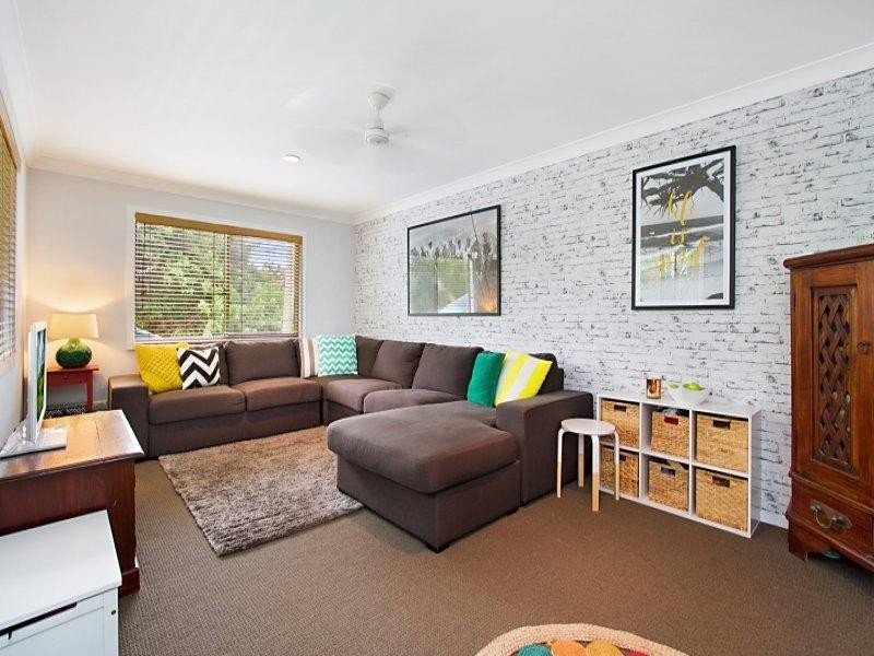 6 Chirn Lane, Labrador QLD 4215