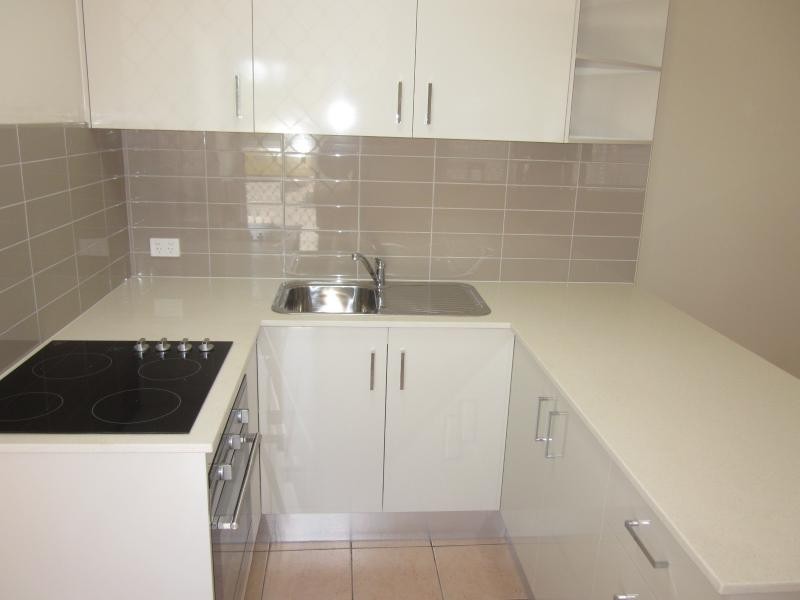 1/144 Frank St, Labrador QLD 4215