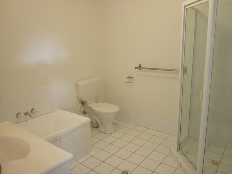 6 Crestridge Cres, Oxenford QLD 4210