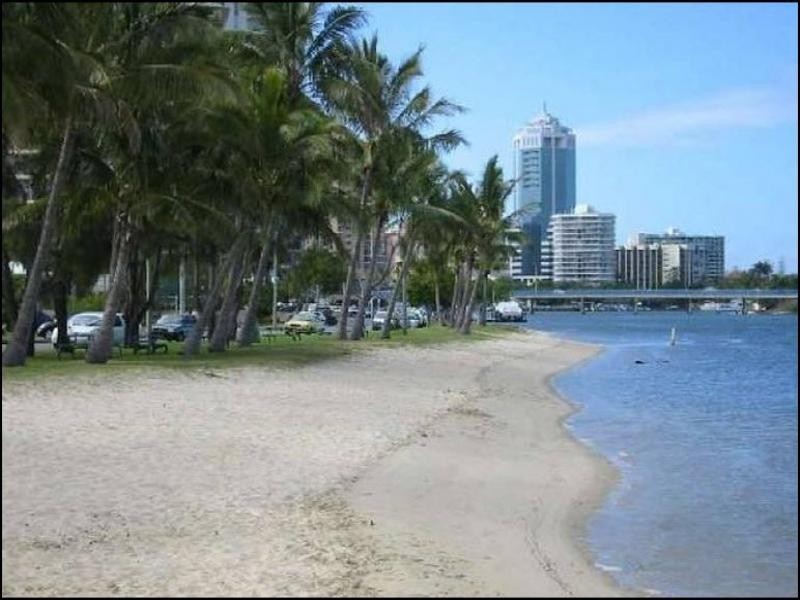 28 Blondell, Surfers Paradise QLD 4217