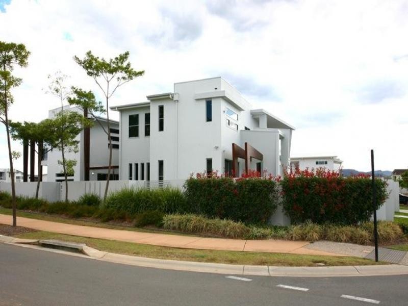 Quayside Drive, Hope Island QLD 4212