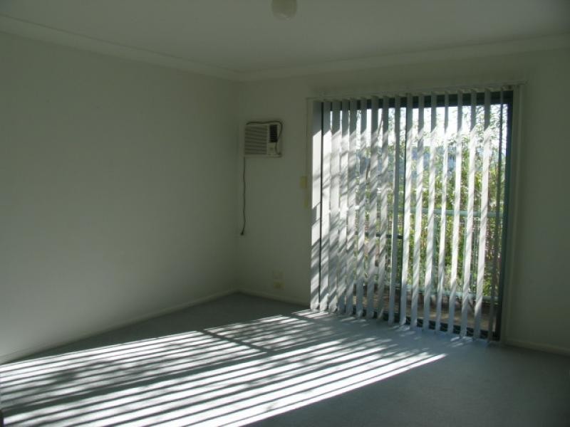 6 Crestridge Cres, Oxenford QLD 4210