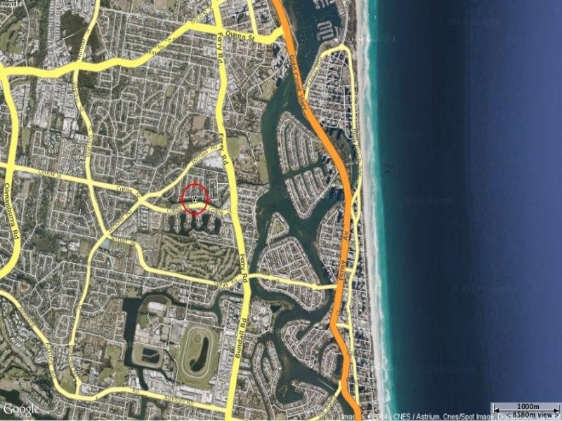 30 Wistaria Ave, Southport QLD 4215