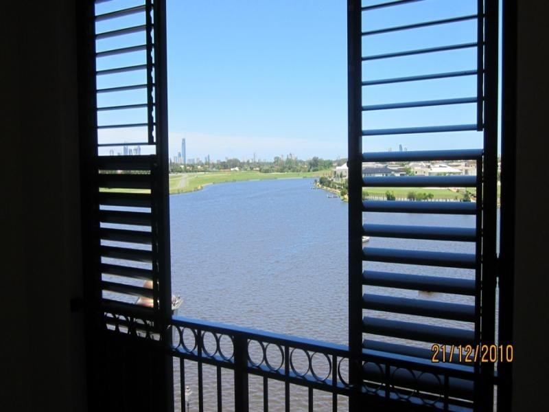 53/3030 The Boulevard, Carrara QLD 4211