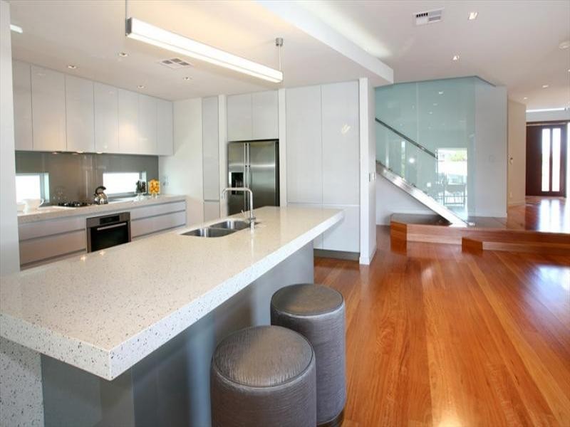 2 Quayside Drive, Hope Island QLD 4212