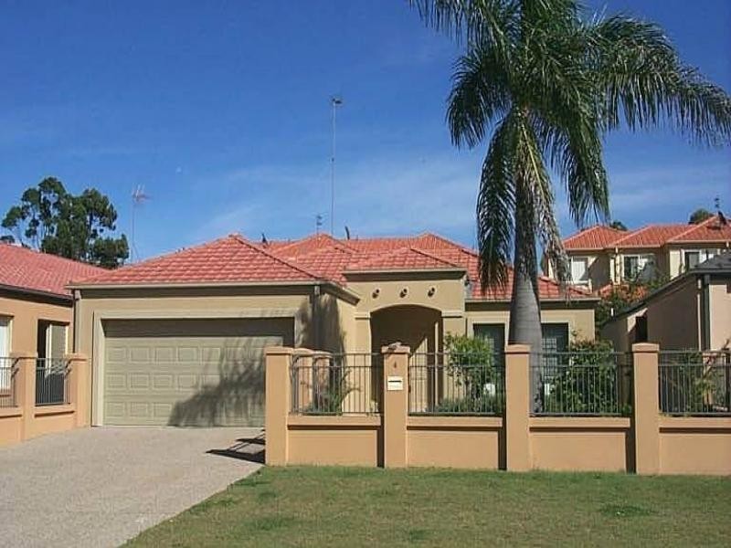 4 Devco Place, Benowa QLD 4217