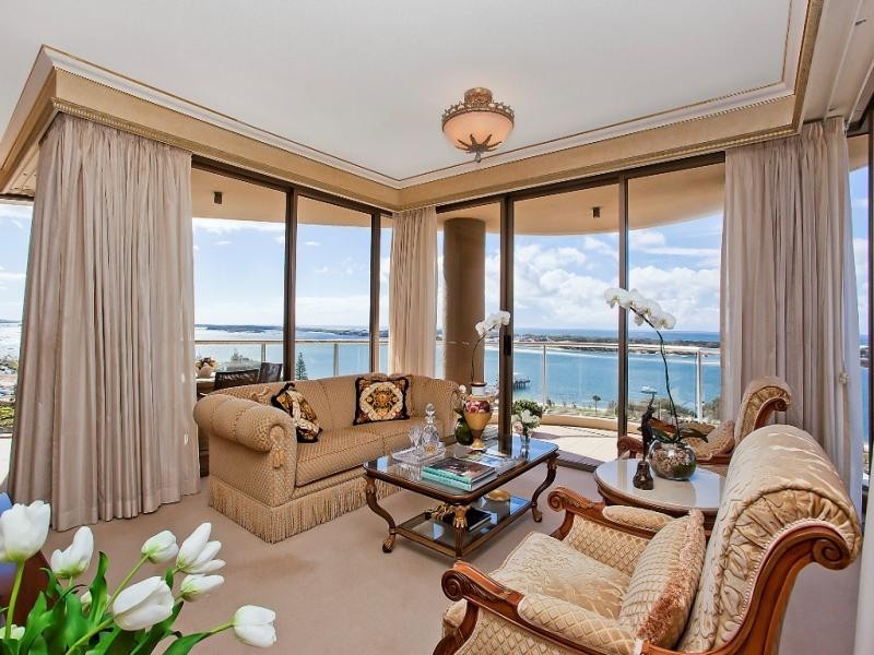 50 Marine Pde, Southport QLD 4215