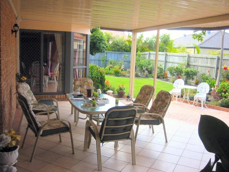 5 Mustique Crt, Burleigh Waters QLD 4220