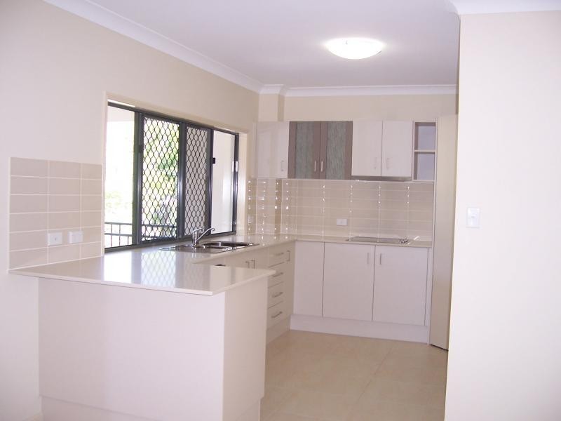 Manoora QLD 4870