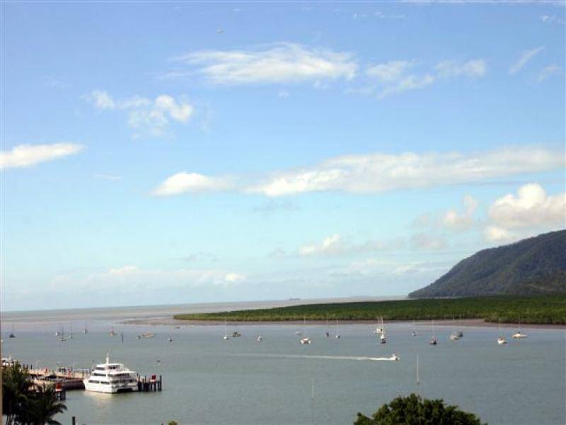 1002/25 Wharf Street, Cairns City QLD 4870