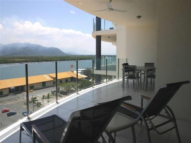 1002/25 Wharf Street, Cairns City QLD 4870
