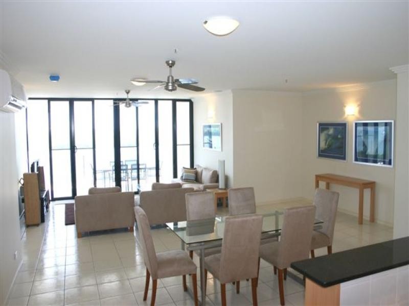 1002/25 Wharf Street, Cairns City QLD 4870