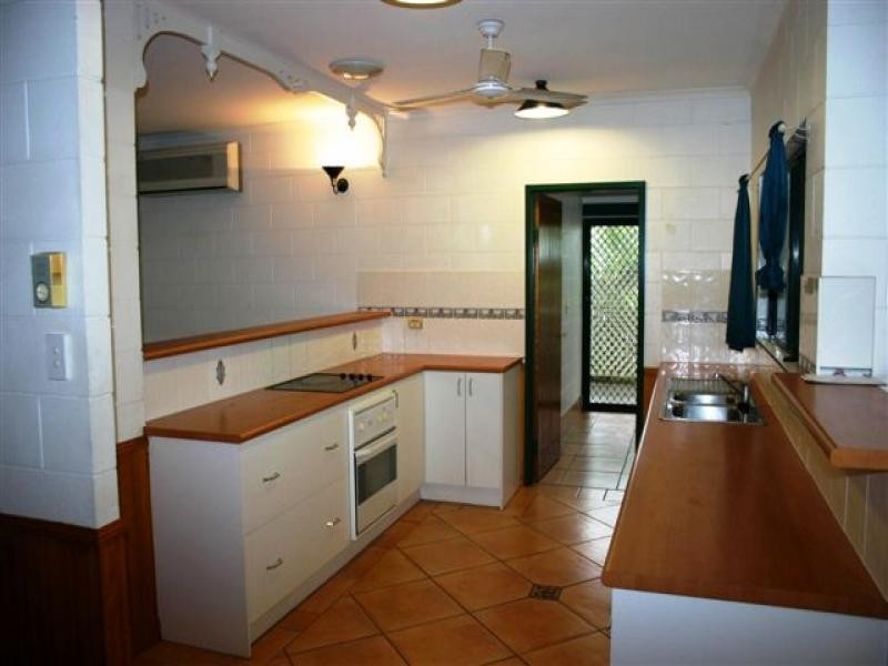 9 Rennel Close, Mount Sheridan QLD 4868