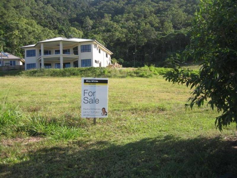 5 Calamus Court, Palm Cove QLD 4879