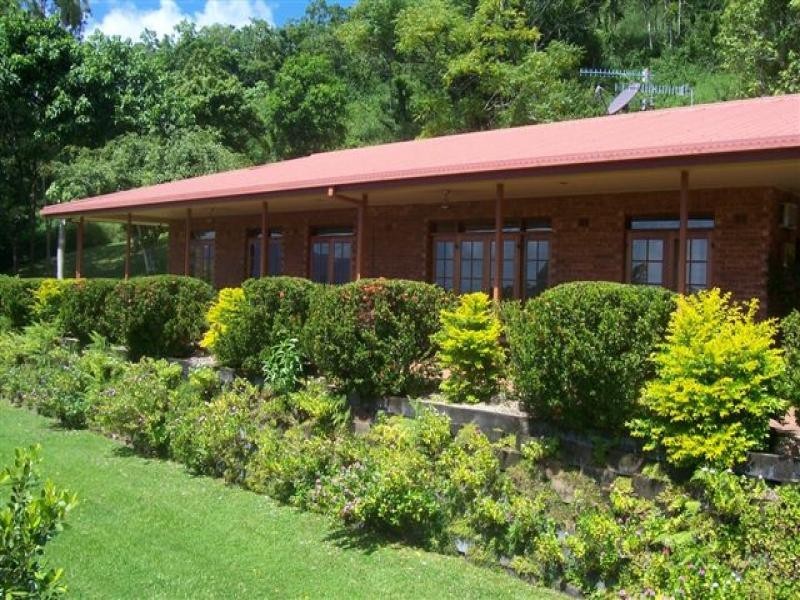 2 Teal Close, Bayview Heights QLD 4868