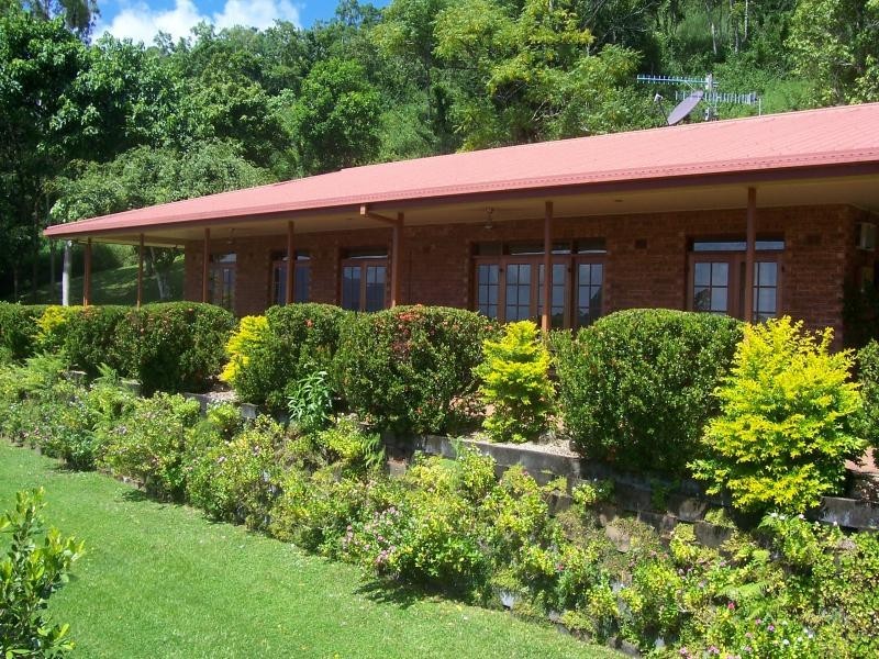 2 Teal Close, Bayview Heights QLD 4868