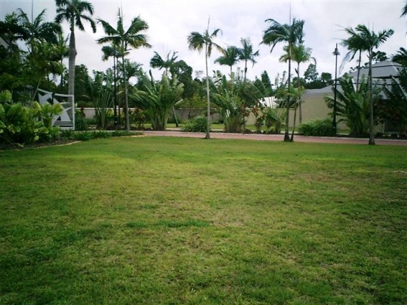 Ulysses Blue, Trinity Park QLD 4879