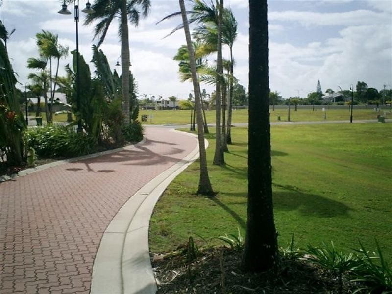 Ulysses Blue, Trinity Park QLD 4879