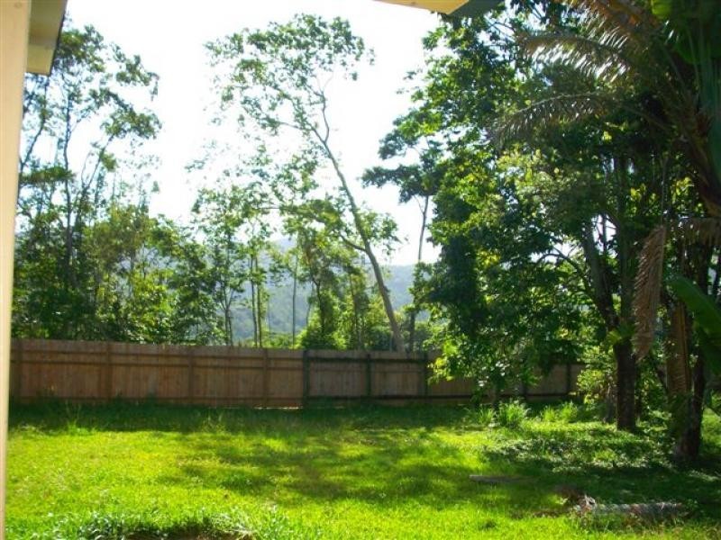 4 Maina Street, Woree QLD 4868