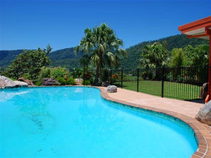 57 Koppen Terrace, Mooroobool QLD 4870