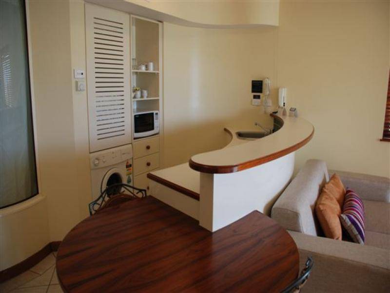 307/73 Esplanade, Cairns City QLD 4870