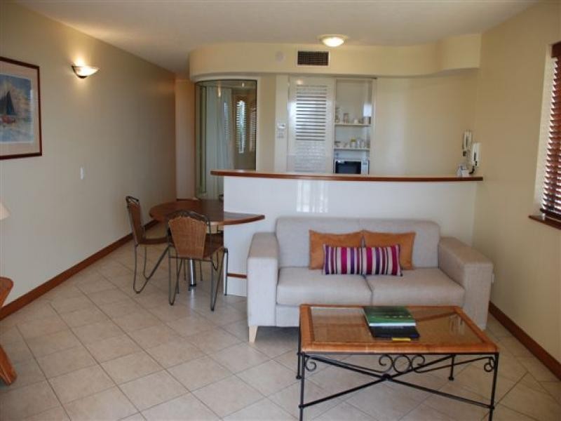307/73 Esplanade, Cairns City QLD 4870
