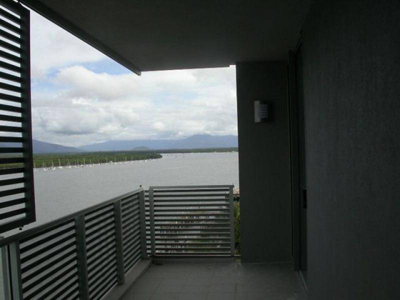 63/92 Marlin Parade, Cairns City QLD 4870